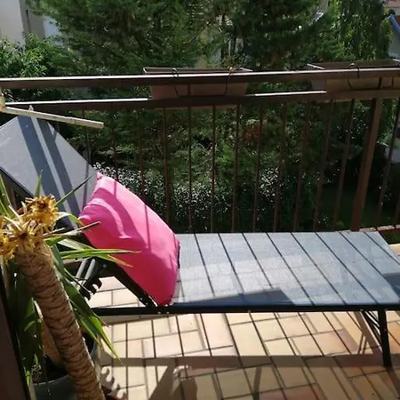Appartement,clair Au Calme Avec Balcon Apartmán Fontenay-sous-Bois